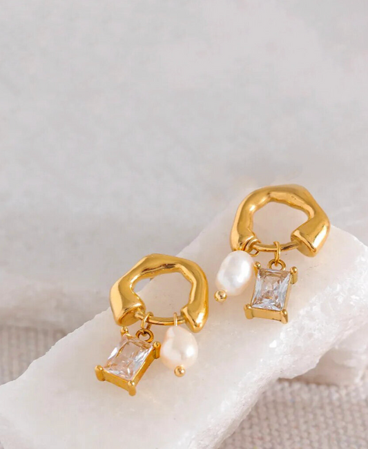 Claudia Freshwater Pearl Earrings